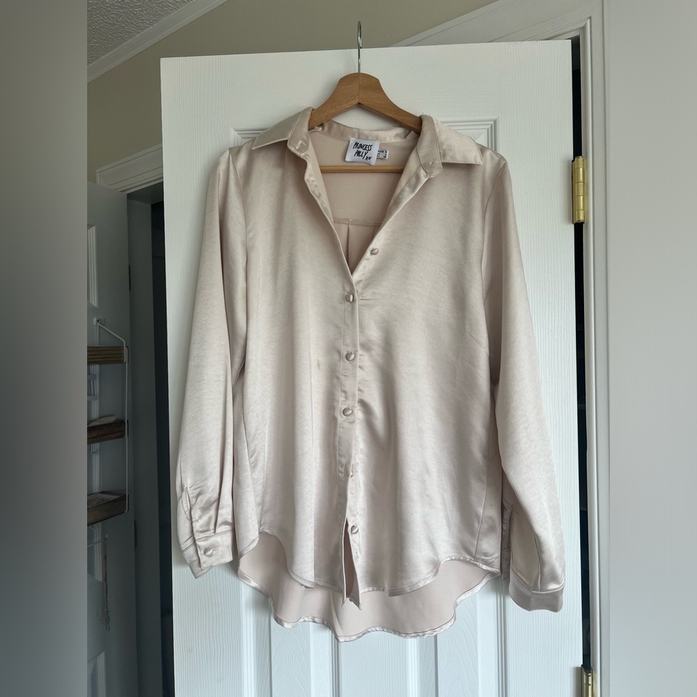 Princess Polly button down blouse